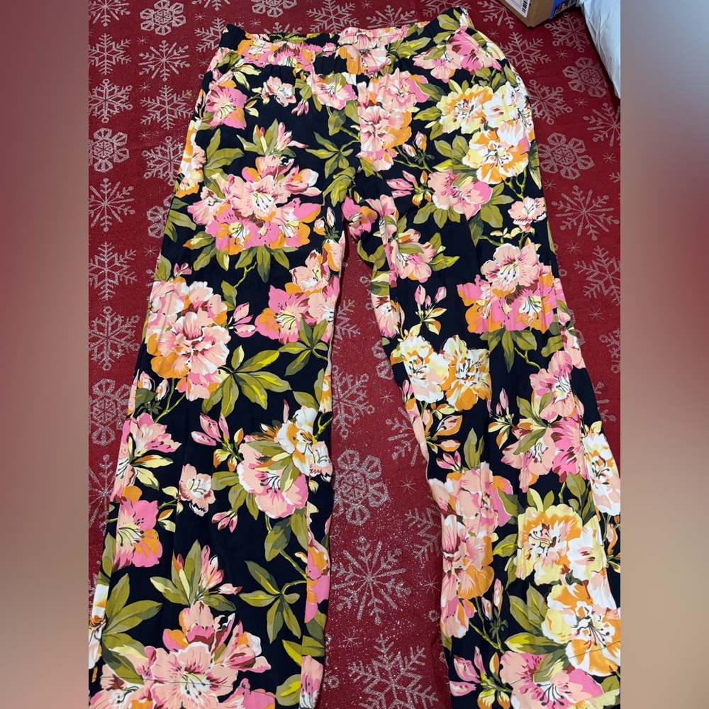 LOFT Floral Capris - Black, Pink, Green, Yellow